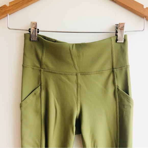 Lululemon Fast and Free HR 25” nulux Tight leggings | Sz 2 - Picture 5 of 15